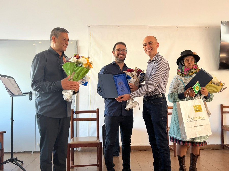 MOITA - Centro dos Reformados e Idosos da Baixa da Banheira VII Encontro de Grupos Corais valoriza cultura e cânticos populares.